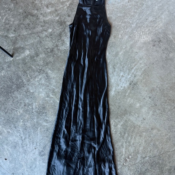 Satin black midi dress - Picture 4 of 5